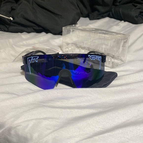 Pit vipers - Picture 4 of 5